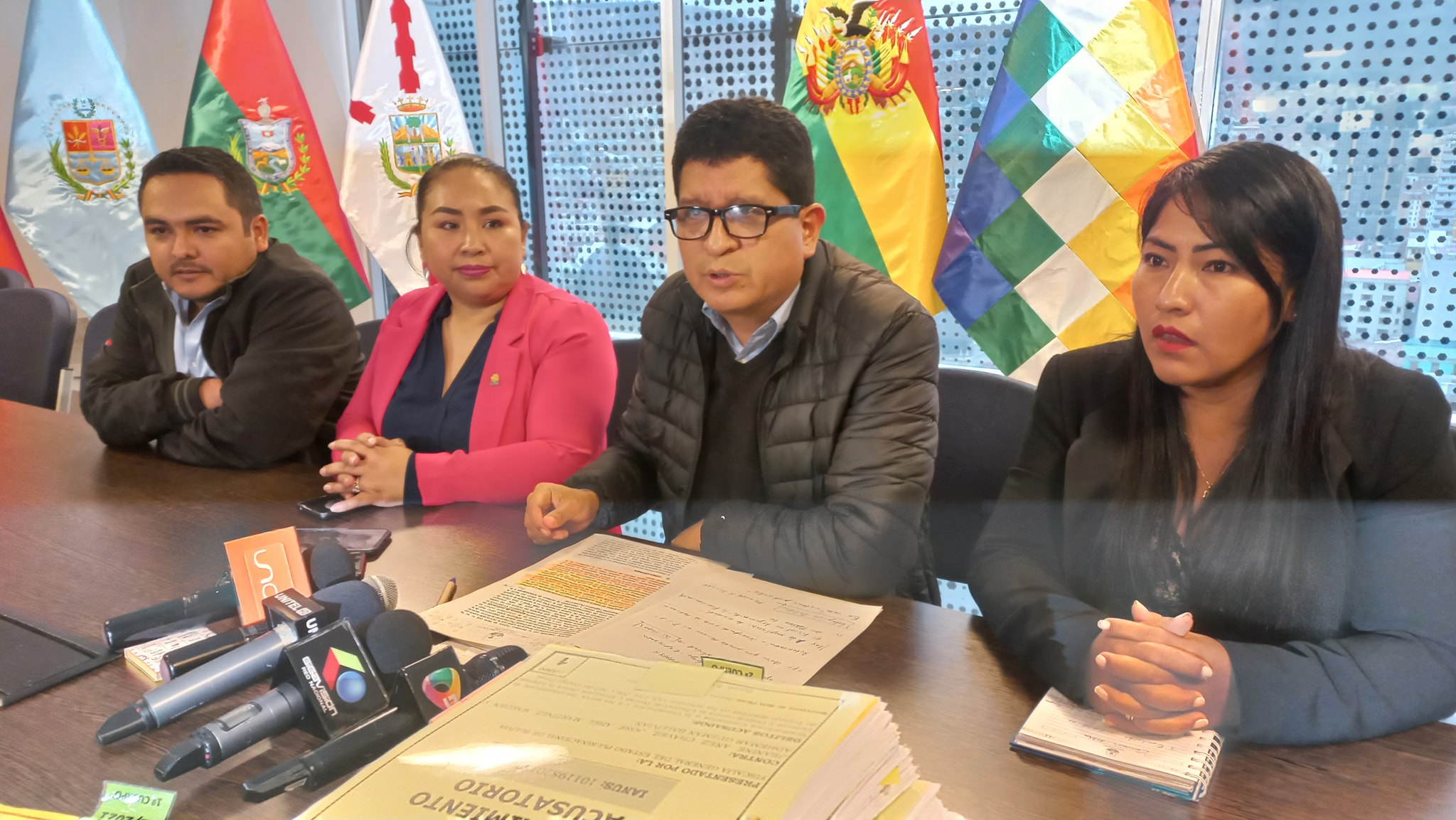 Legislativo devuelve a Tribunal Supremo de Justicia tres proposiciones acusatorias contra Áñez