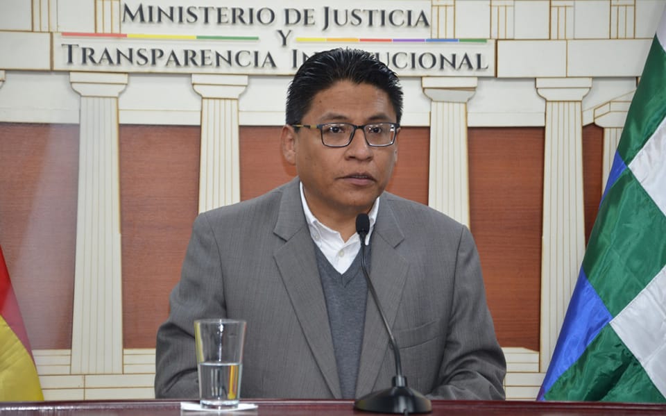 Arce convoca a gabinete para tratar temas climáticos y agenda parlamentaria