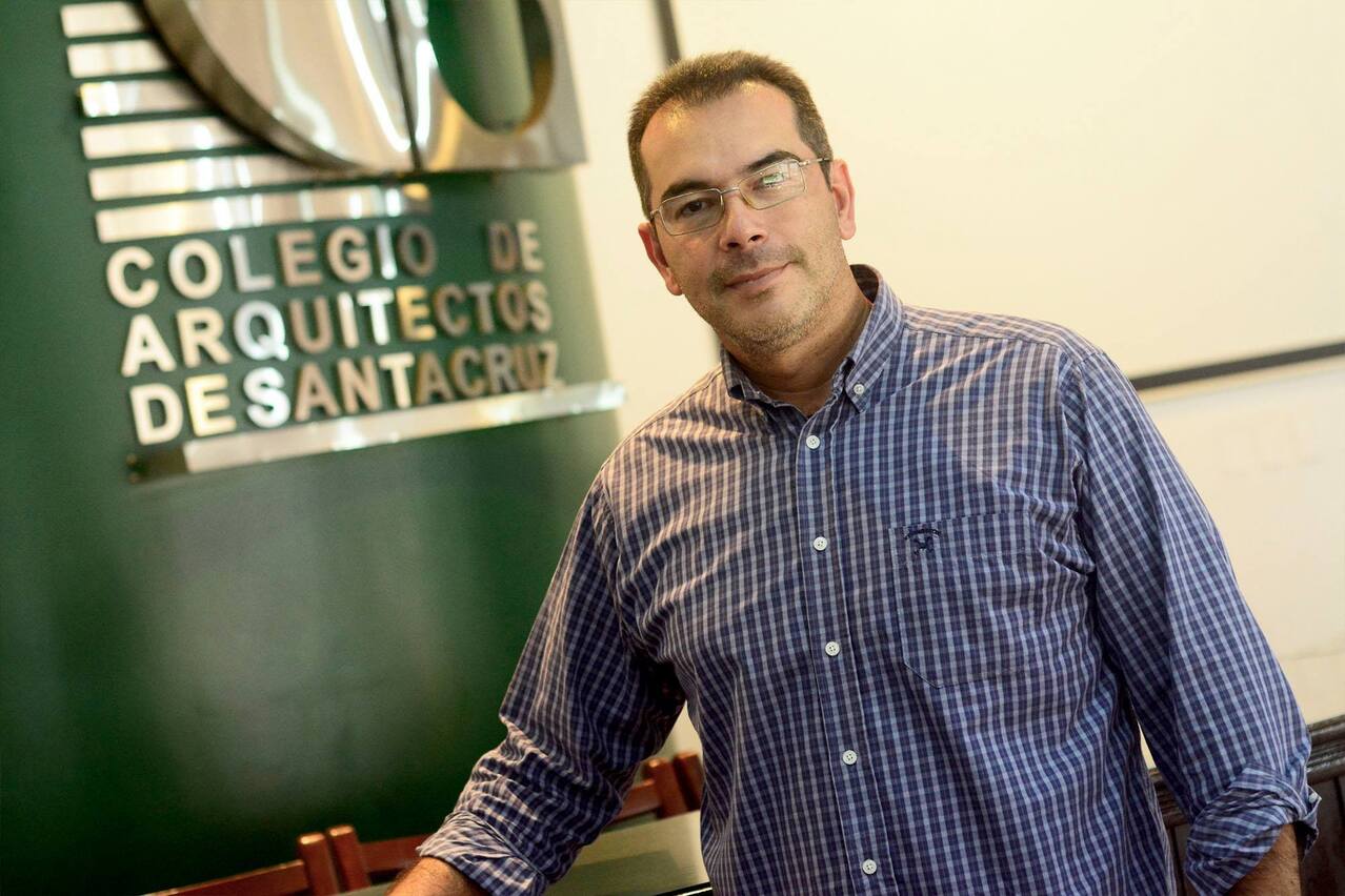 Analista: Hay vacío de poder en la Gobernación cruceña y Camacho desconfía del vicegobernador