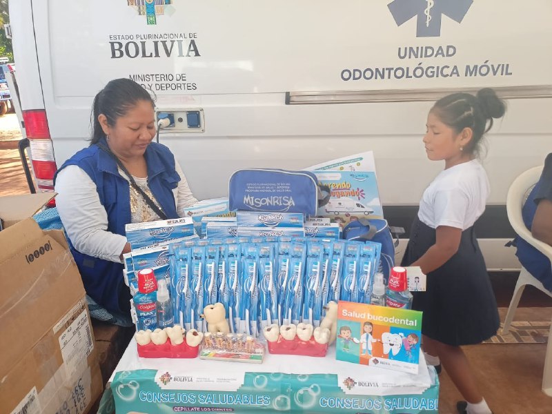 Mi Sonrisa beneficia con 450 atenciones odontológicas primarias a estudiantes de Cobija