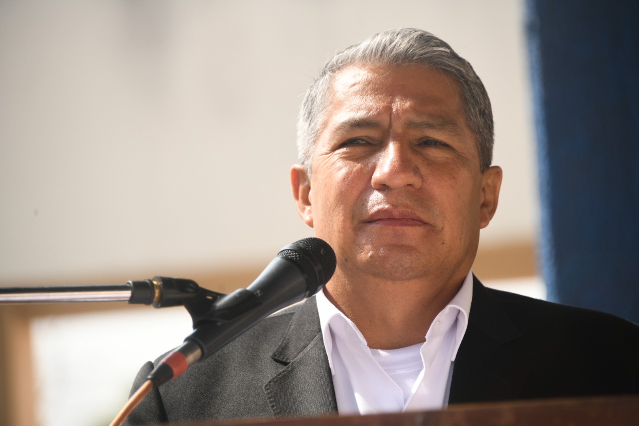 Ministro de Defensa observa “complicidad mediática” al convertir en víctimas a los que cometen delitos en Santa Cruz