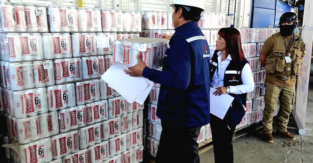 “Plan del Sur”: Aduana comisa más de 24 toneladas de cerveza y vino de contrabando en Tarija