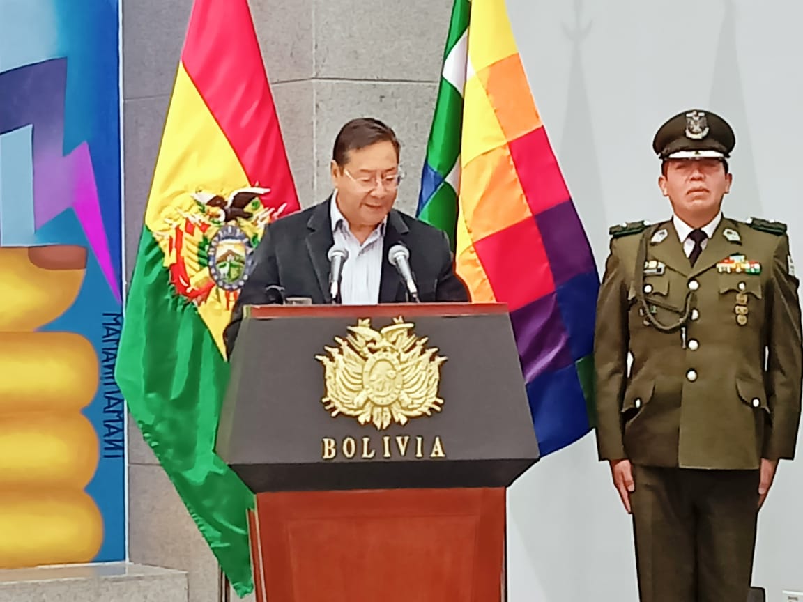 Presidente presenta la App "Mi Identidad" para obtener una extensión de la cédula de identidad y licencia de conducir digital 