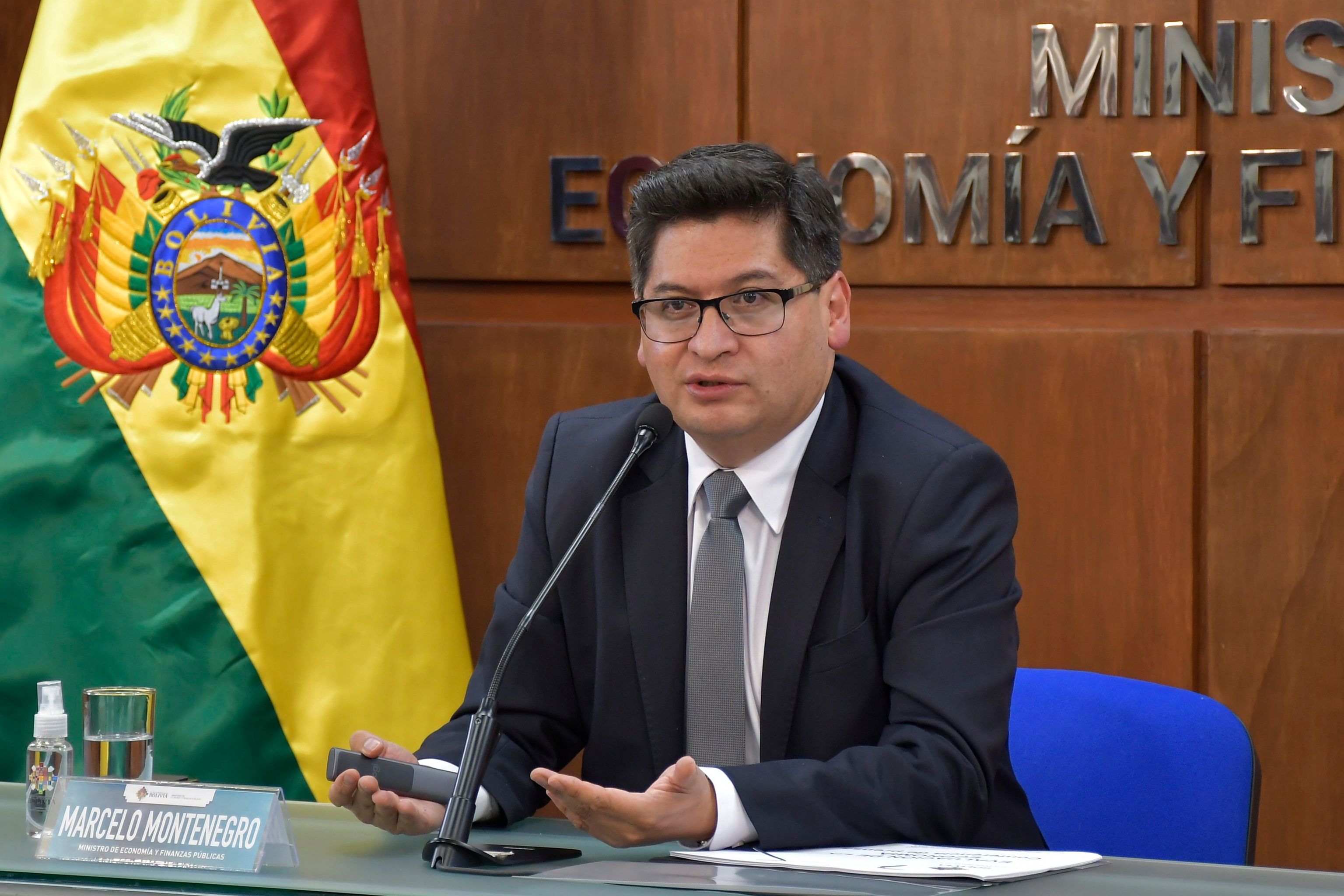 Indicadores muestran que la economía boliviana está en proceso adecuado de reconstrucción tras “tres golpes duros”