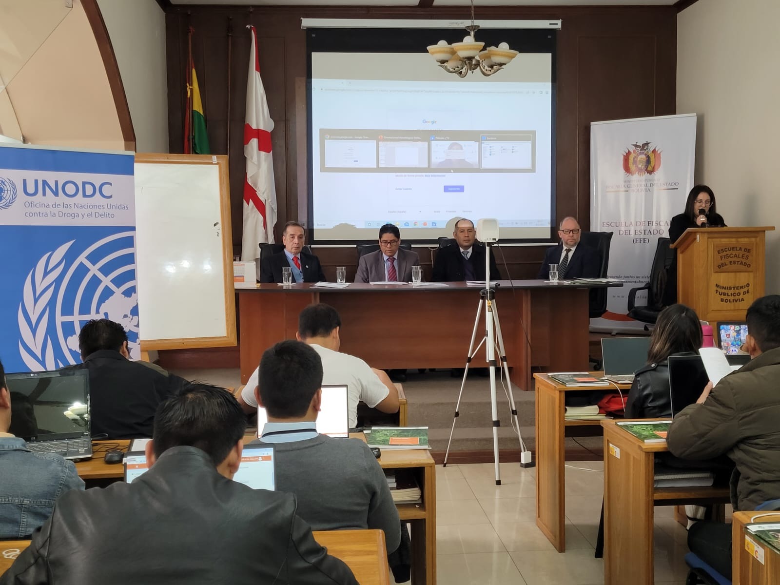 Expertos internacionales capacitan a aspirantes a fiscales en derecho penal ambiental