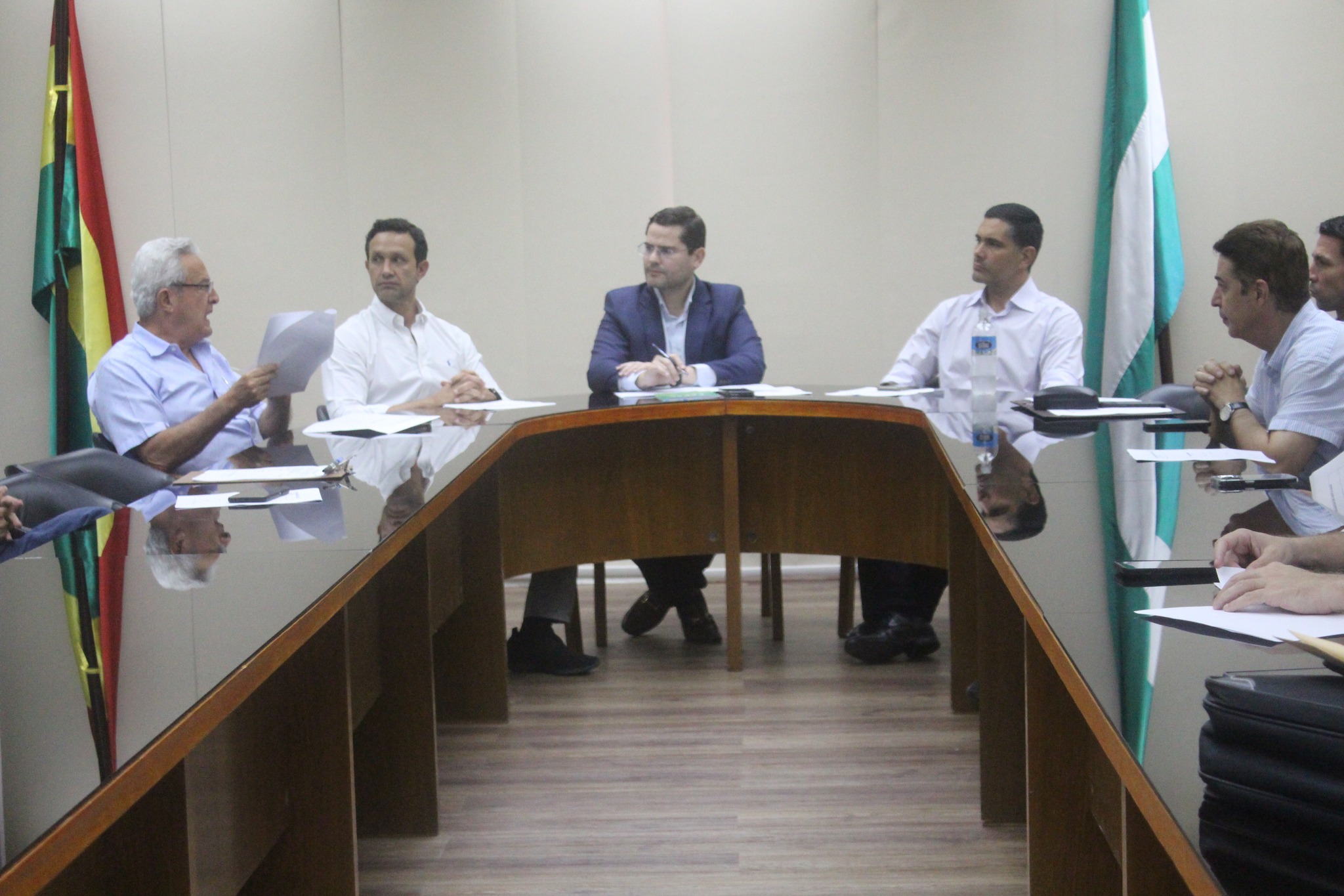 Diferencias en la cúpula empresarial cruceña, Justiniano no comparte discurso de Antelo y destaca vocación de diálogo de Arce