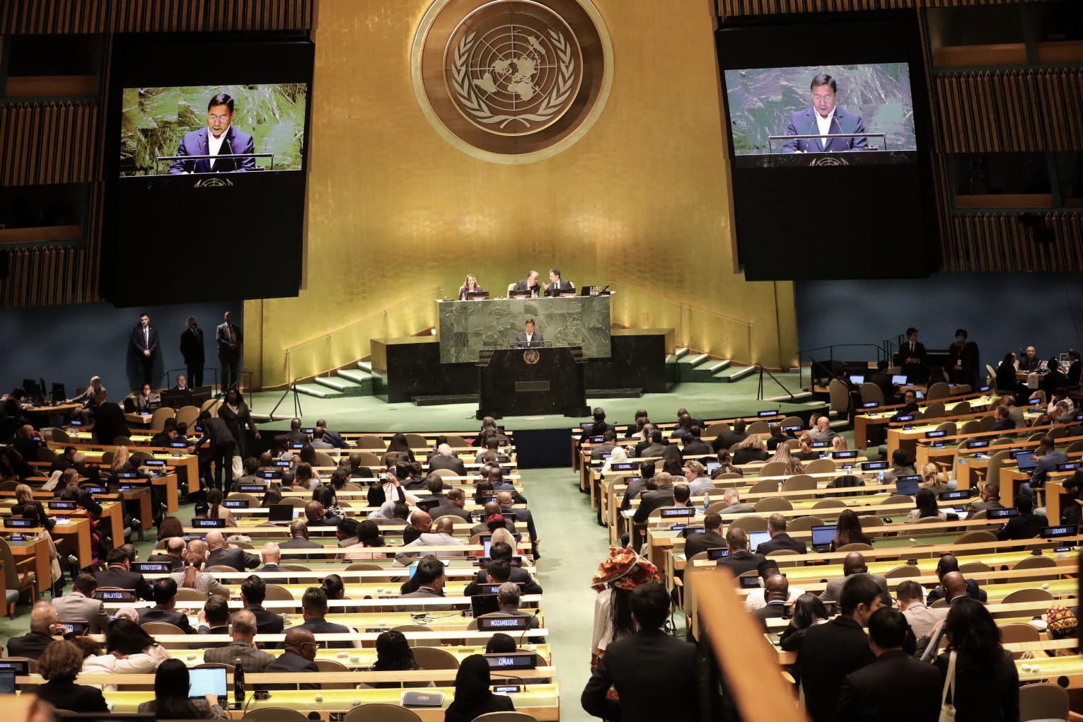 Arce: La crisis del agua no es sólo un problema ambiental, sino también social y económico 