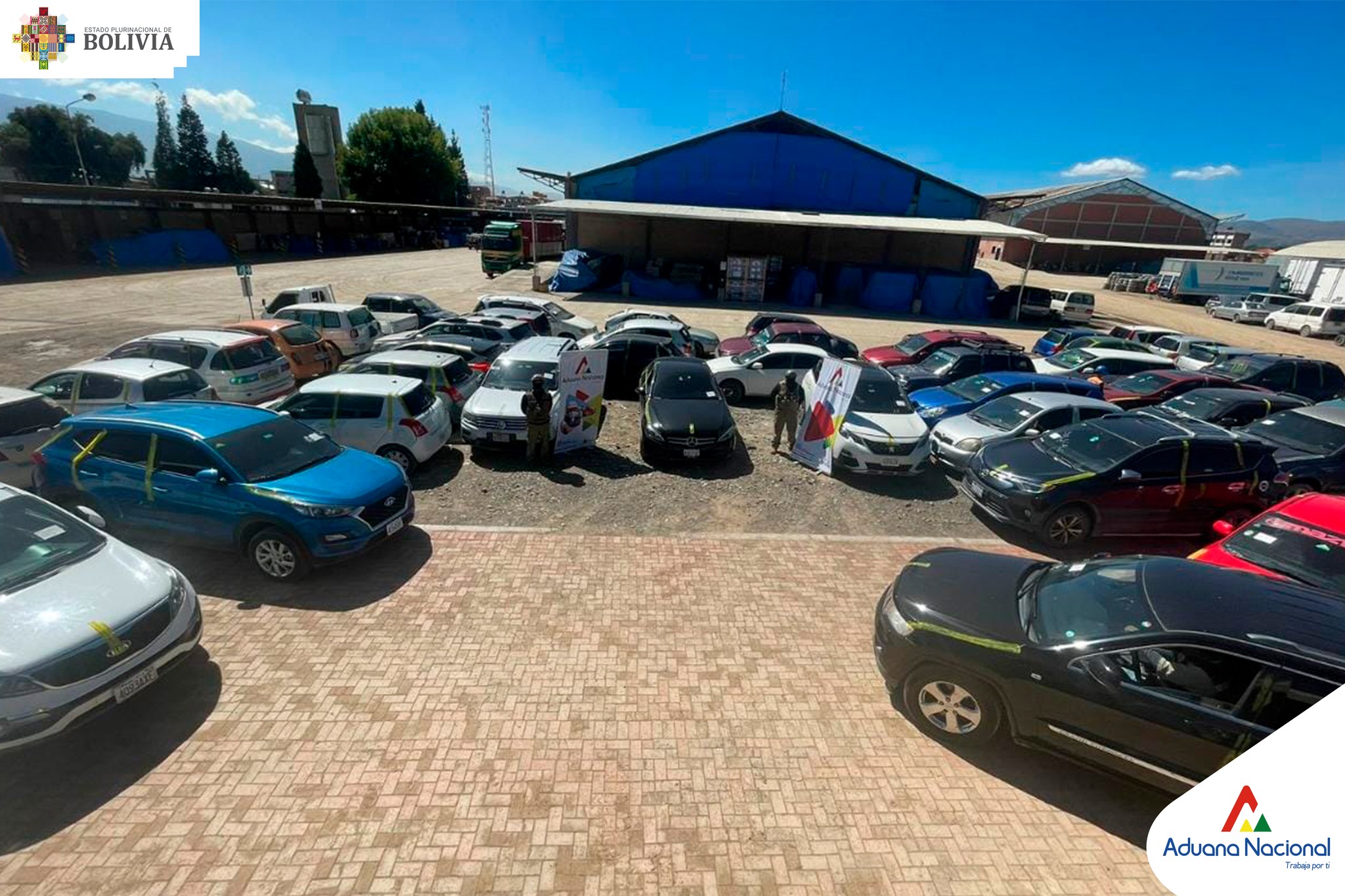 Incautan 72 vehículos indocumentados en Cochabamba