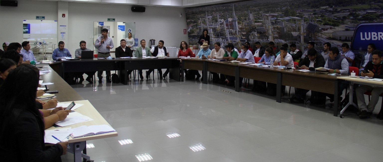 Alcaldes cruceños se suman a la lucha contra el contrabando de combustibles