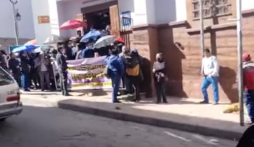 Dirigencia del magisterio urbano en vigilia en ocho instituciones en Potosí