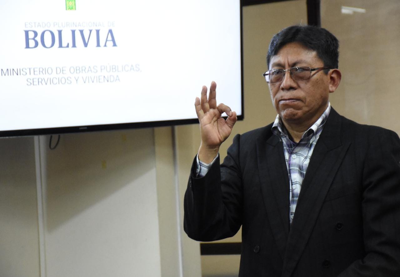 Martín Quino Huasco asume como nuevo gerente ejecutivo de la estatal Mi Teleférico