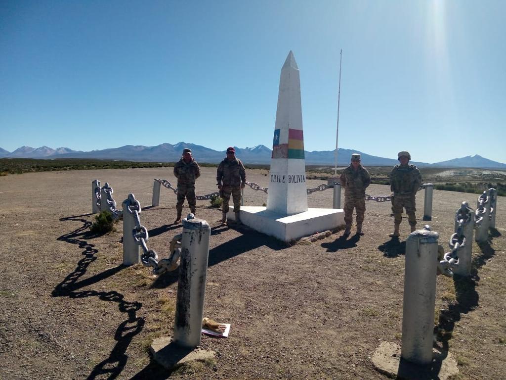 FFAA inspecciona hitos e instalaciones militares en la frontera con Chile