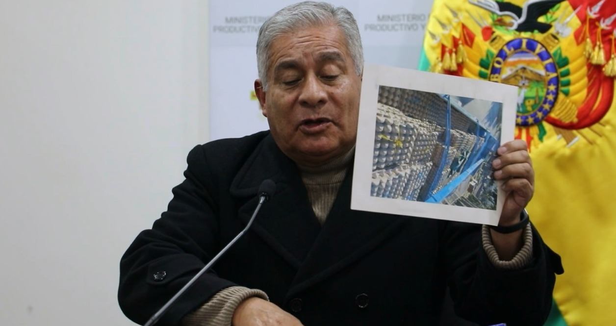 Militares comisan camión que trasportaba 5.000 maples de huevo a Perú