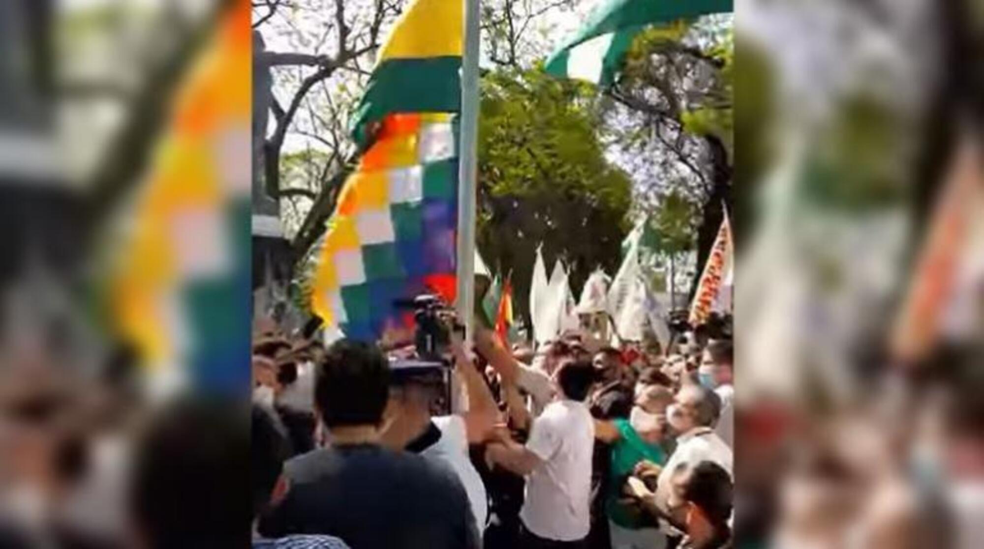 Excívico Calvo conocerá su sentencia por ultrajar la wiphala el 6 de junio