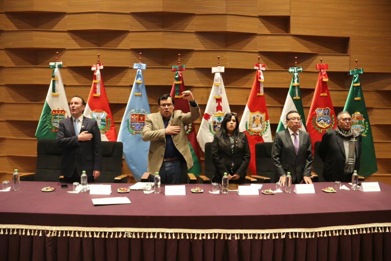 El acto de homenaje por el 46 aniversario del programa Deporte Total. Foto: DiputadosBol.