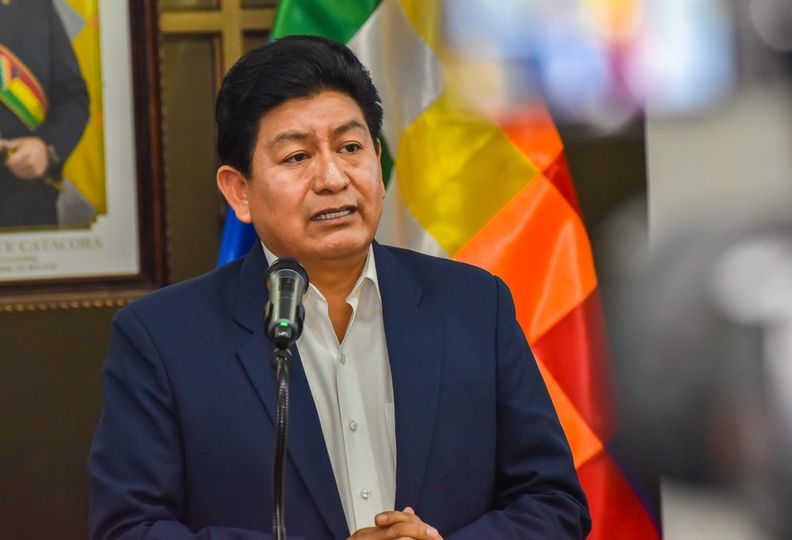 Obras Públicas recibe de la Gobernación de Santa Cruz la solicitud de priorización del tramo Faja Norte