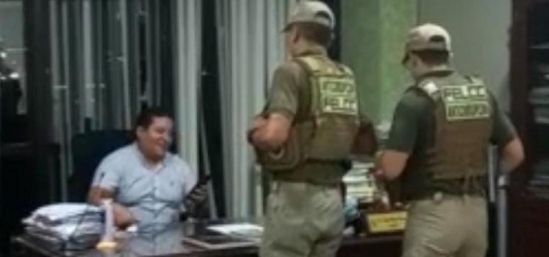 Aprehenden a juez que dejó en libertad a la dueña del courier que envío droga a España