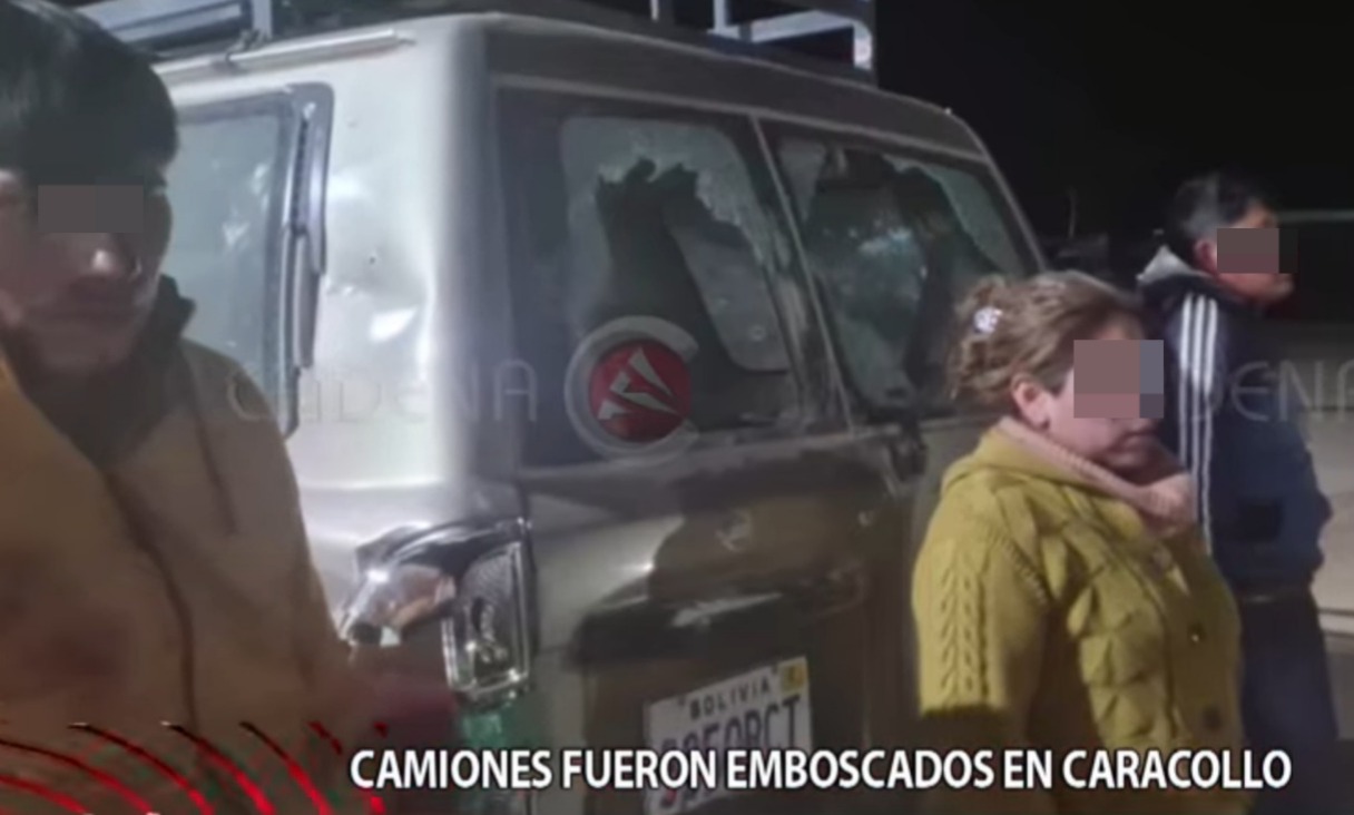 Aprehenden a tres personas y secuestran dos camiones que trasladaban productos de contrabando en Oruro 