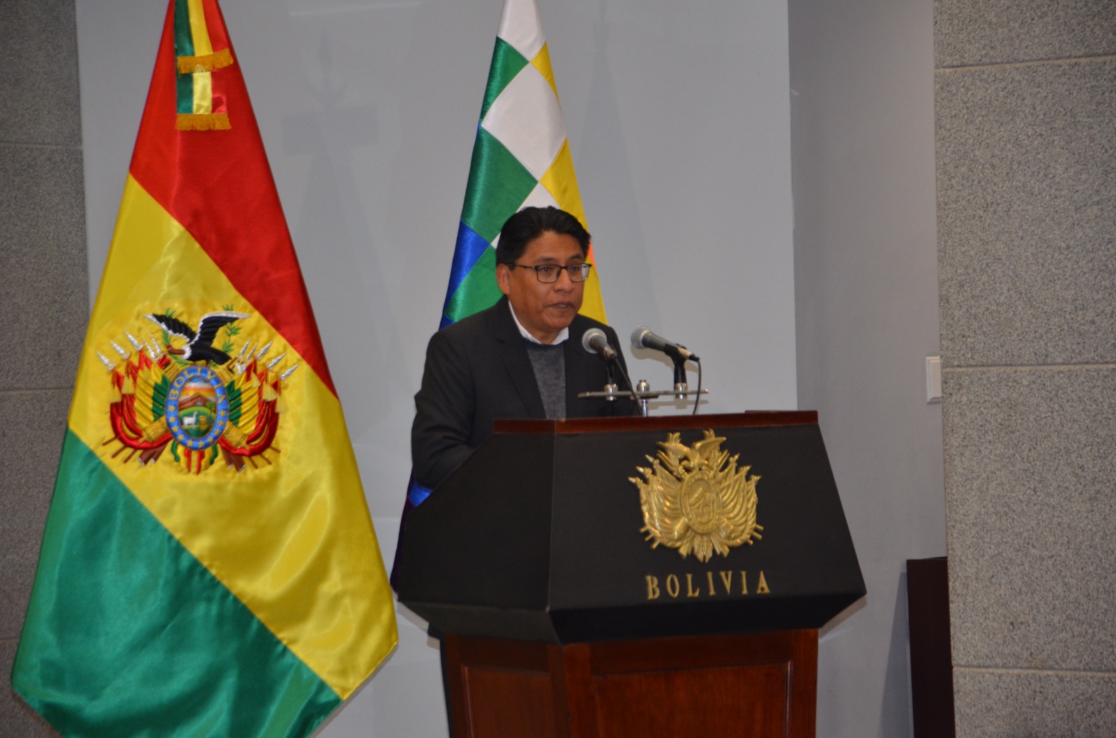 Ministro Lima a Morales: Lo espero en los tribunales si tiene alguna prueba de sus acusaciones