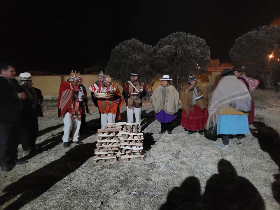 Ministros de Estado celebran el Año Nuevo Andino Amazónico y del Chaco 5531 en distintos puntos sagrados de Bolivia