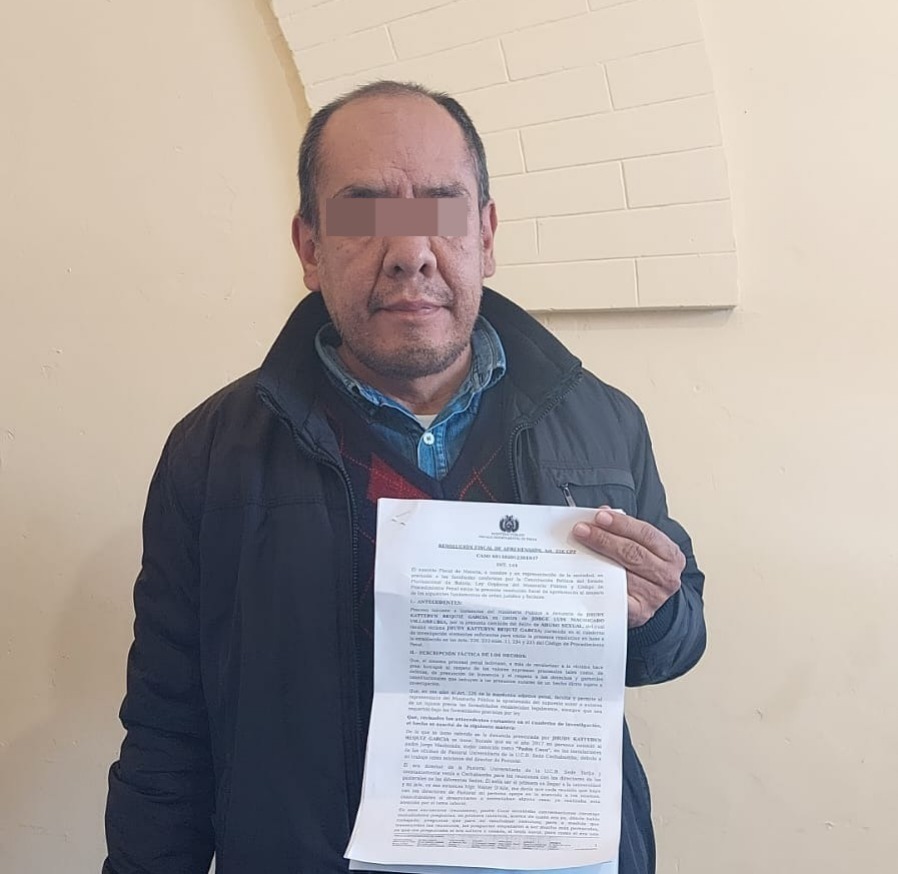 Policía aprehende al padre Coco, investigado por abuso sexual en Tarija 