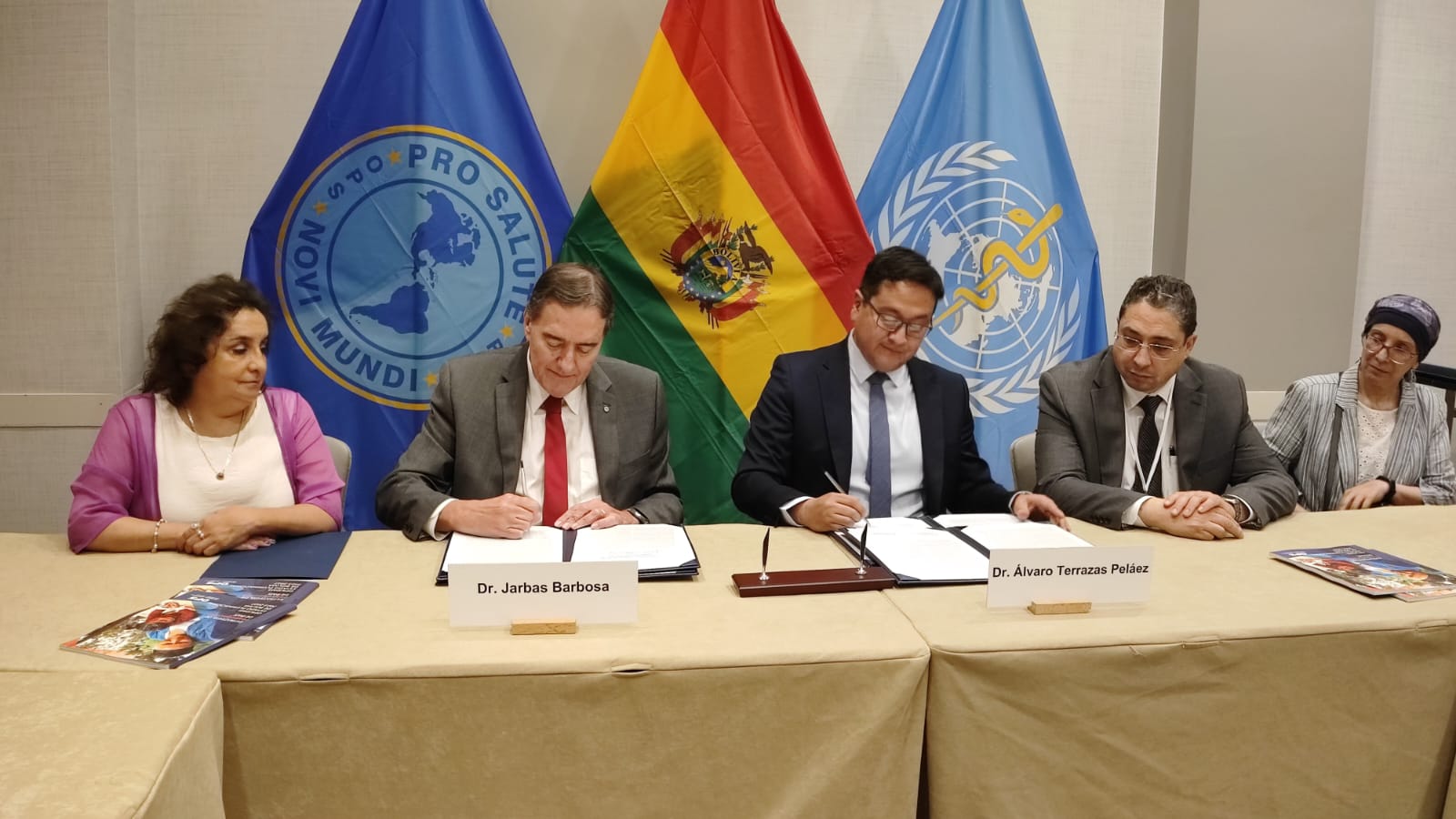 Bolivia y la OPS/OMS acuerdan estrategia de cooperación, se apuesta al SUS para garantizar derecho a la salud