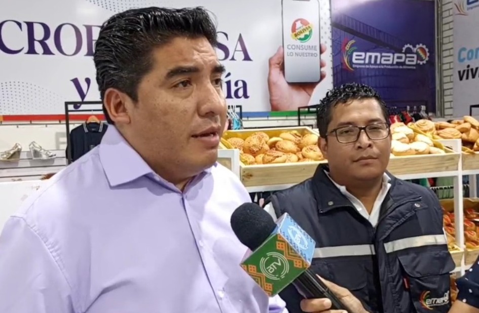 Artesanías y productos elaborados por privados de libertad son comercializados en Emapa de Santa Cruz