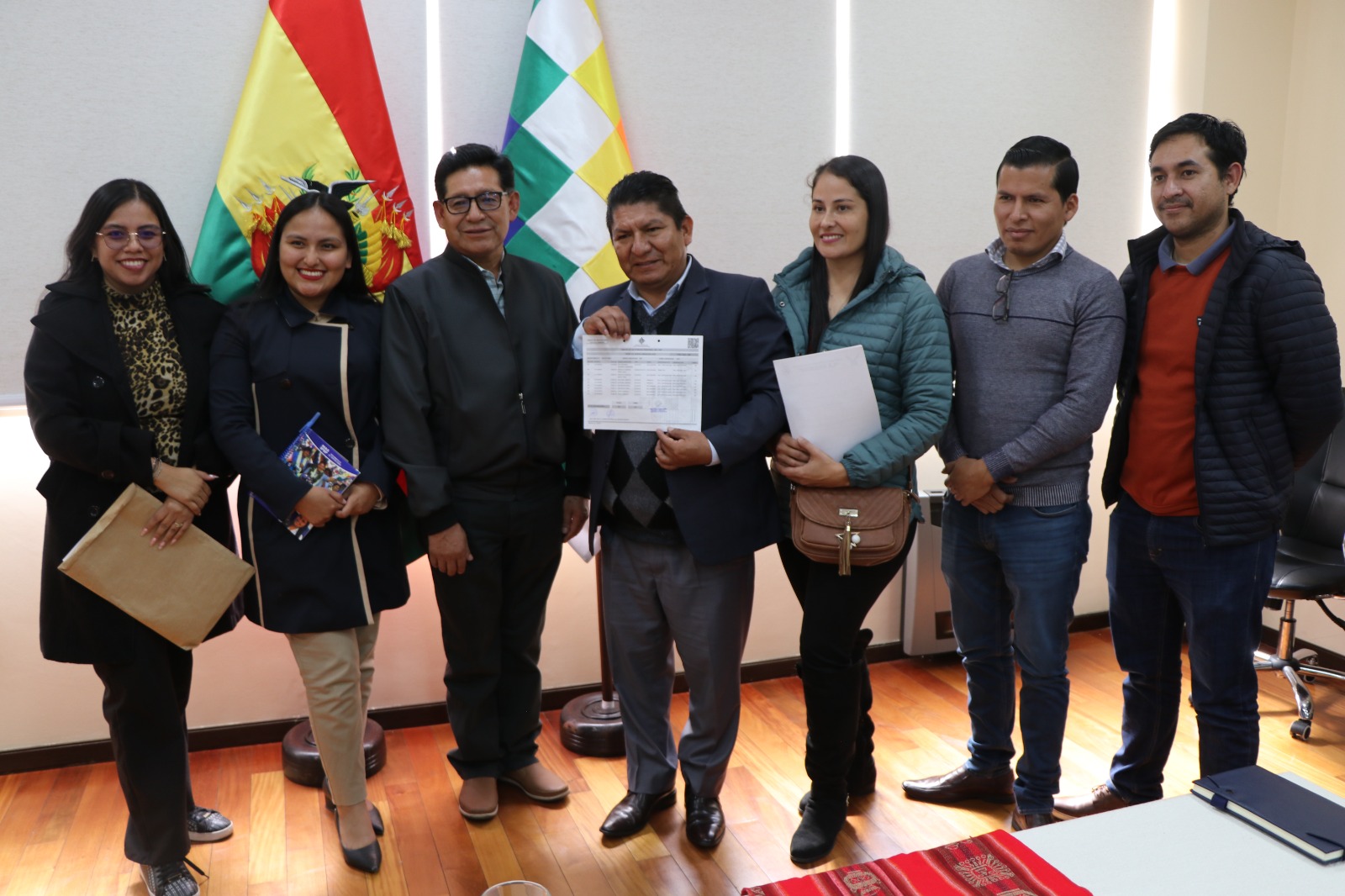 Educación entrega nueve ítems de nueva creación para unidades educativas de La Guardia