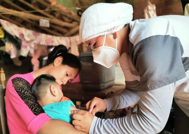 Bolivia apunta al 100% de cobertura de vacunación en niños e insta a la población a ponerse al día con los esquemas de inmunización