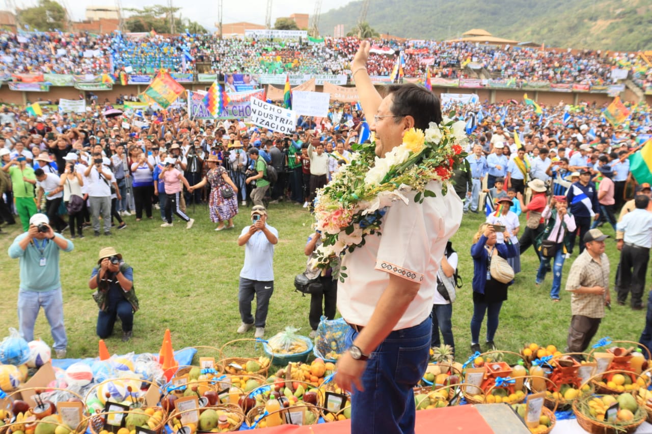 Paquete de obras para Caranavi: Arce y Choquehuanca inician construcción de planta industrial de café y entregan proyectos de electrificación, agua potable y un tinglado 