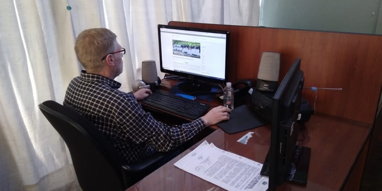 Mauricio Carrasco, periodista de la ABI, logra el segundo lugar del famoso Premio Gabo