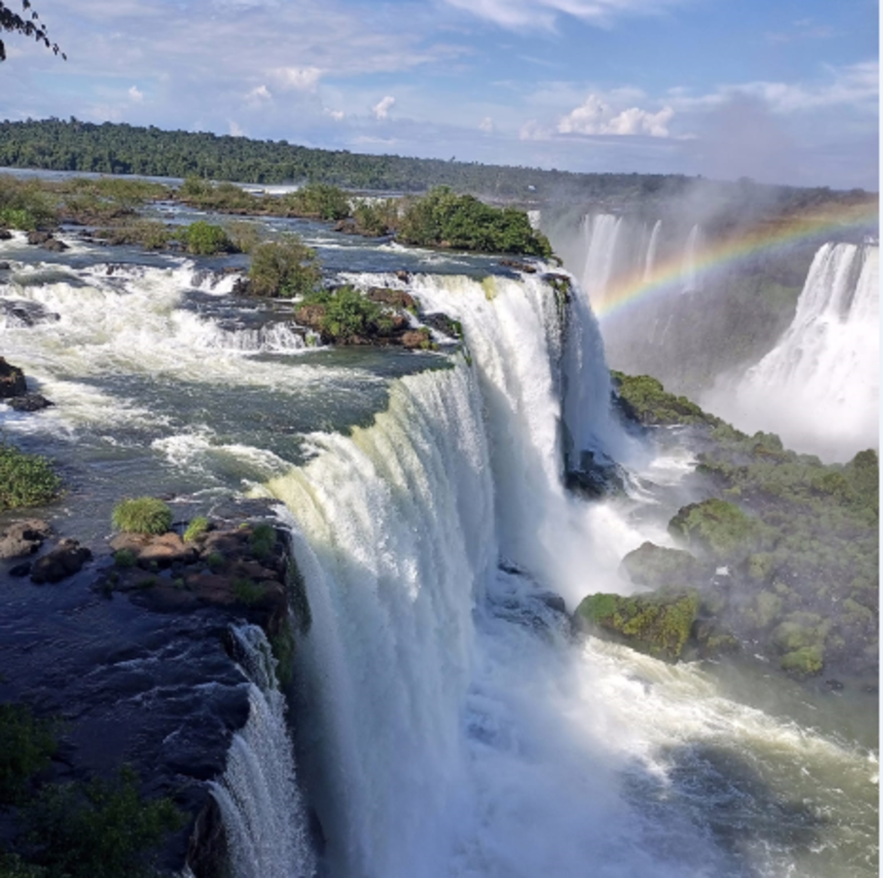 Las cataratas del Iguazú, compartidas por Argentina, Brasil y Paraguay. Foto: ABI.