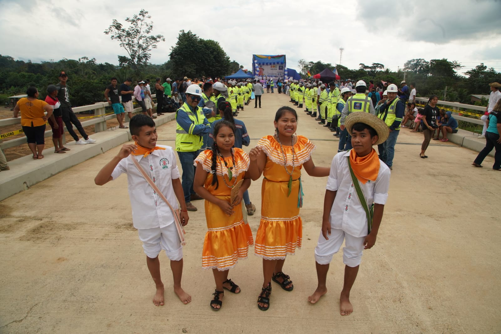 Entregan 22 puentes entre San Buenaventura e Ixiamas, Arce anuncia carretera a Pando