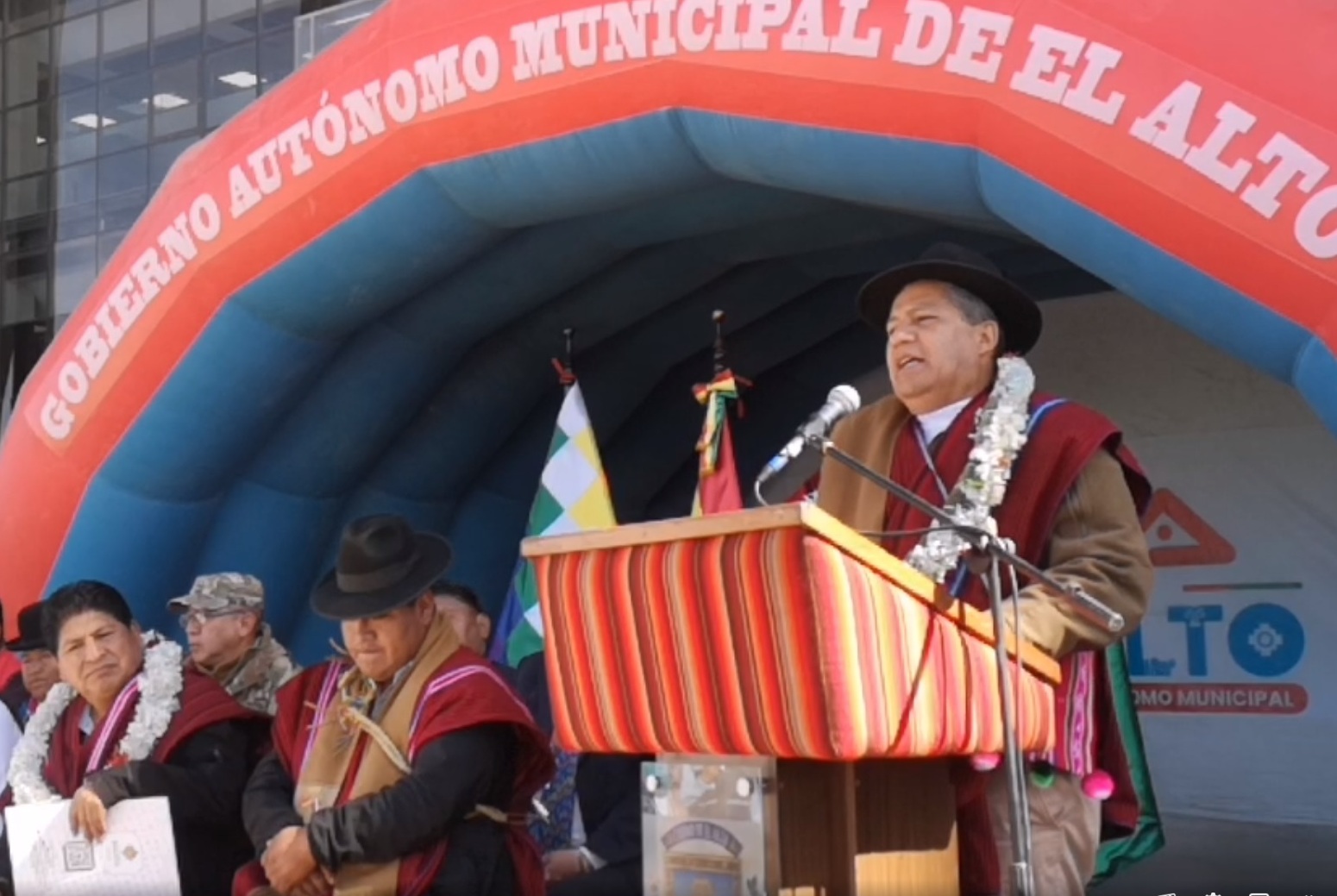 Gobierno entrega 38 toneladas de ayuda humanitaria a 1.589 familias afectadas por la sequía en El Alto