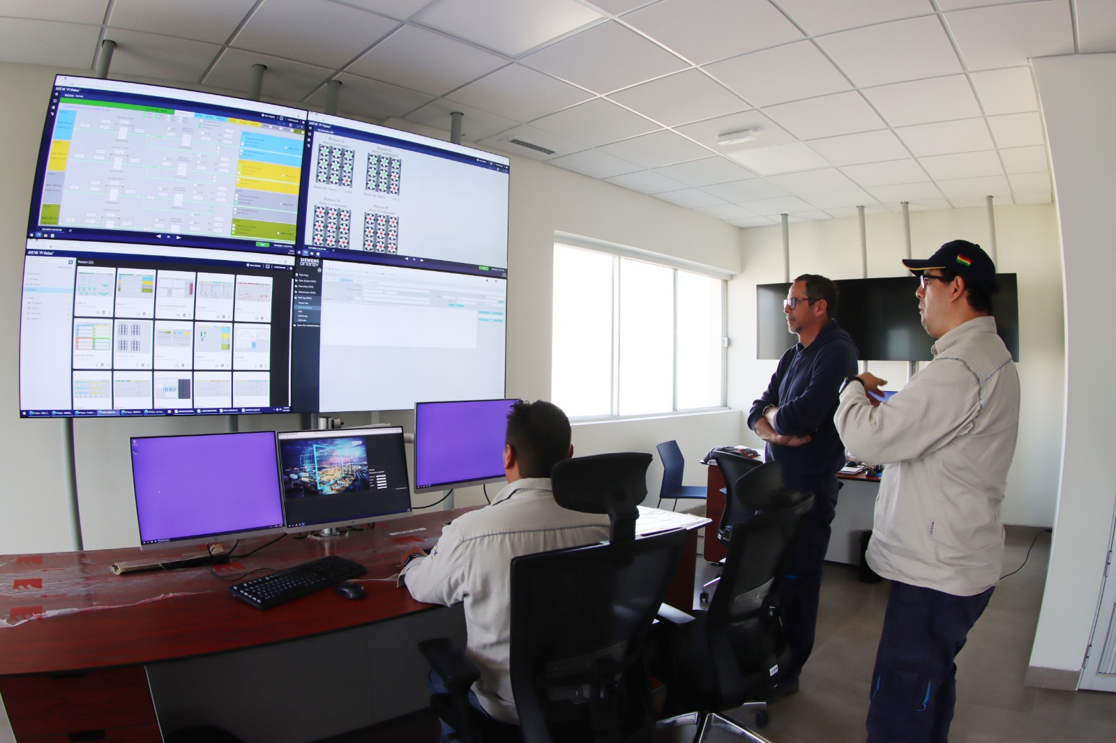 ENDE pone en funcionamiento nuevo centro de control, monitoreo y gestión de generación termoeléctrica