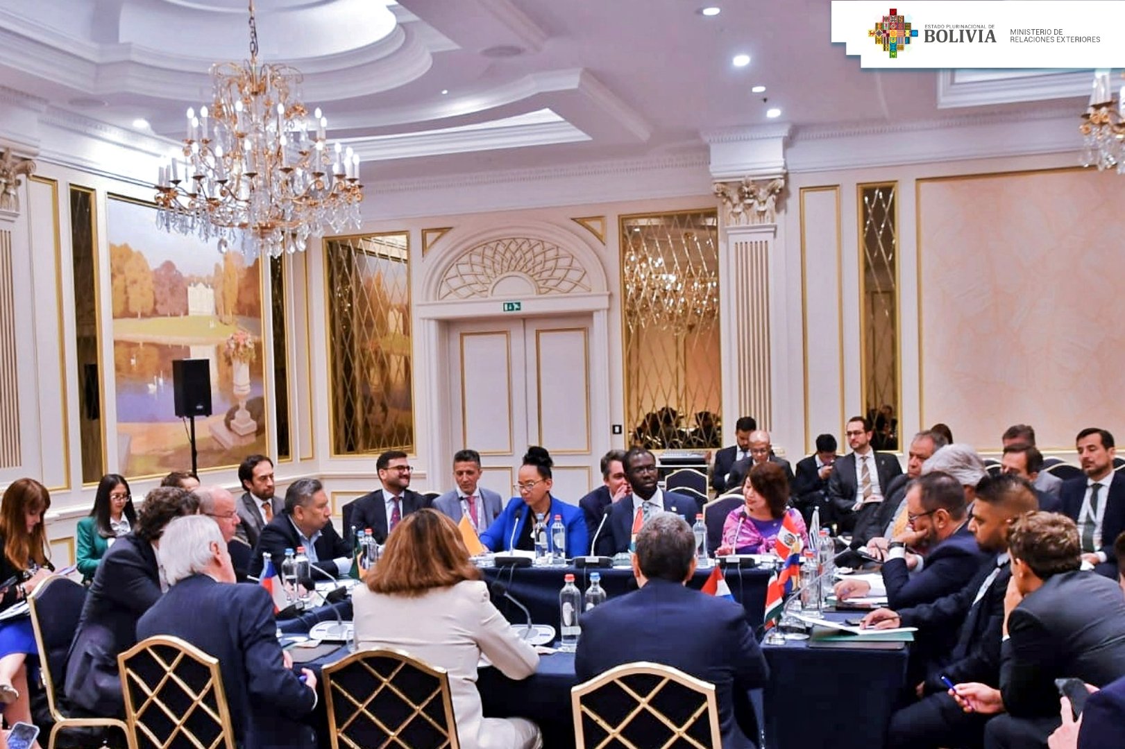 El canciller Rogelio Mayta participa de la Primera Reunión del Grupo de Contacto del Consenso de Brasilia en Bruselas, Bélgica. Foto: Cancillería.
