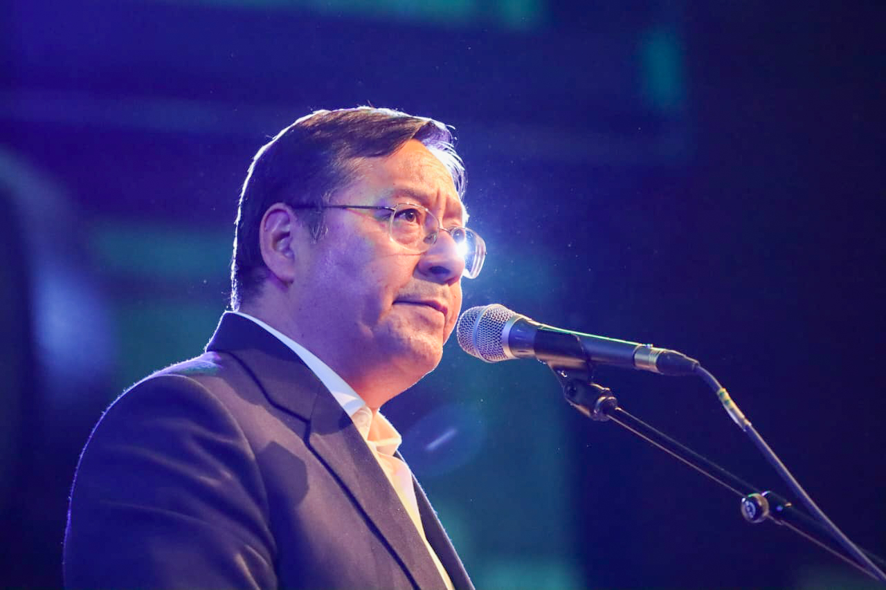 Bolivia pide abandonar la carrera armamentista y priorizar el diálogo para resolver el conflicto en Europa