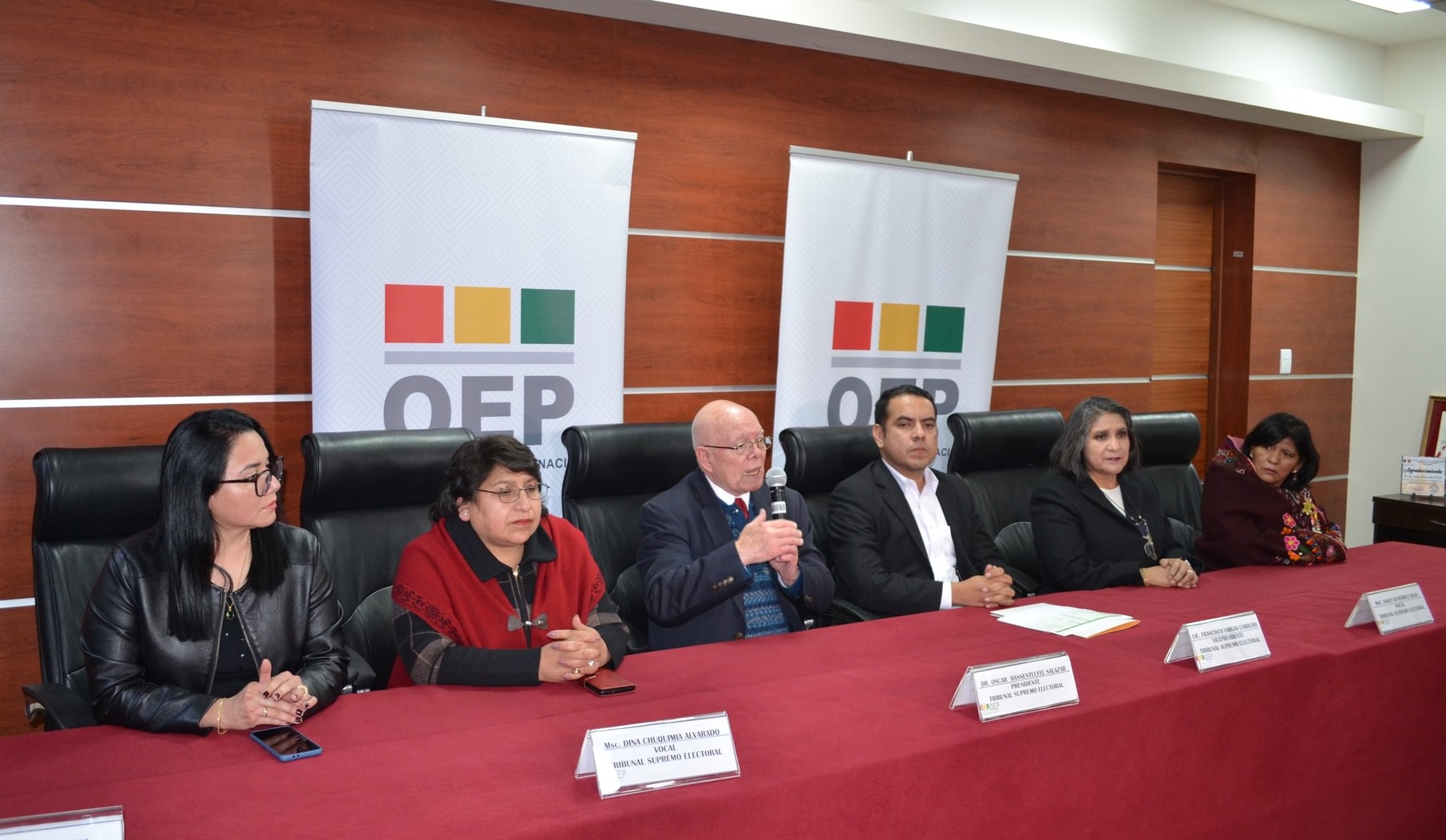 TSE modifica reglamento y parejas del mismo sexo pueden legalizar su unión libre