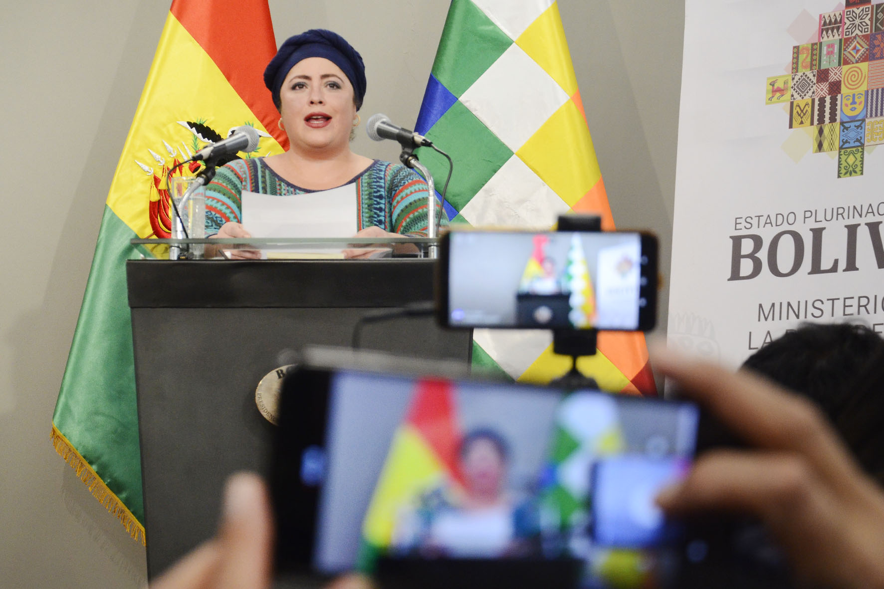 Ministra Prada rechaza denuncia de filtración de informes del programa Bolivia Cambia