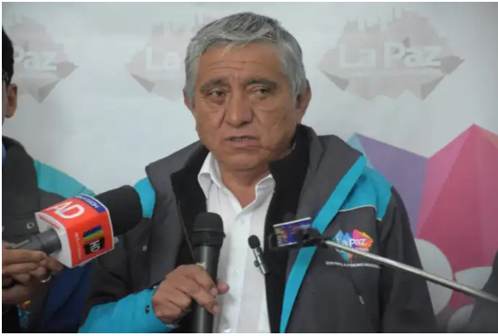 Alcalde Arias deberá explicar en Diputados insistencia en regularizar construcciones fuera de norma 