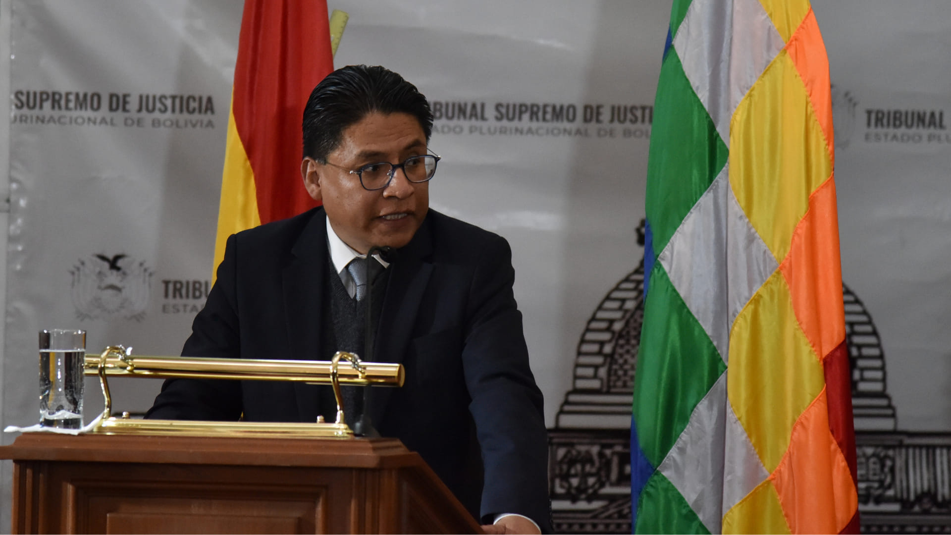 Bolivia hará una representación ante el Tribunal de Justicia de la CAN por fallo sobre el precio de los combustibles