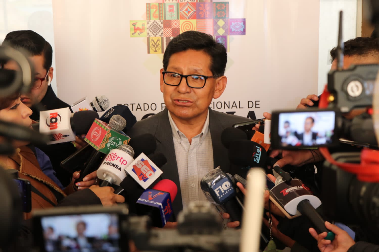 Educación anuncia acciones inmediatas ante denuncias de agresión de una maestra a niños de la unidad educativa 24 de Junio