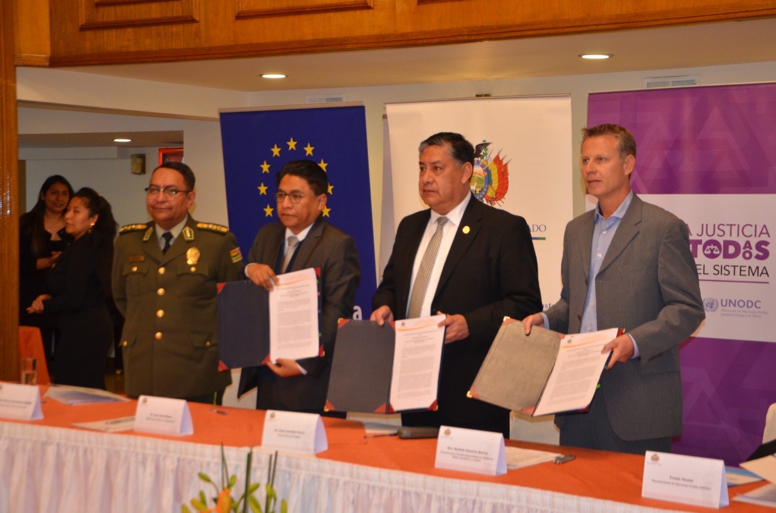 Acuerdan Ruta de Actuación Interinstitucional contra la violencia de género