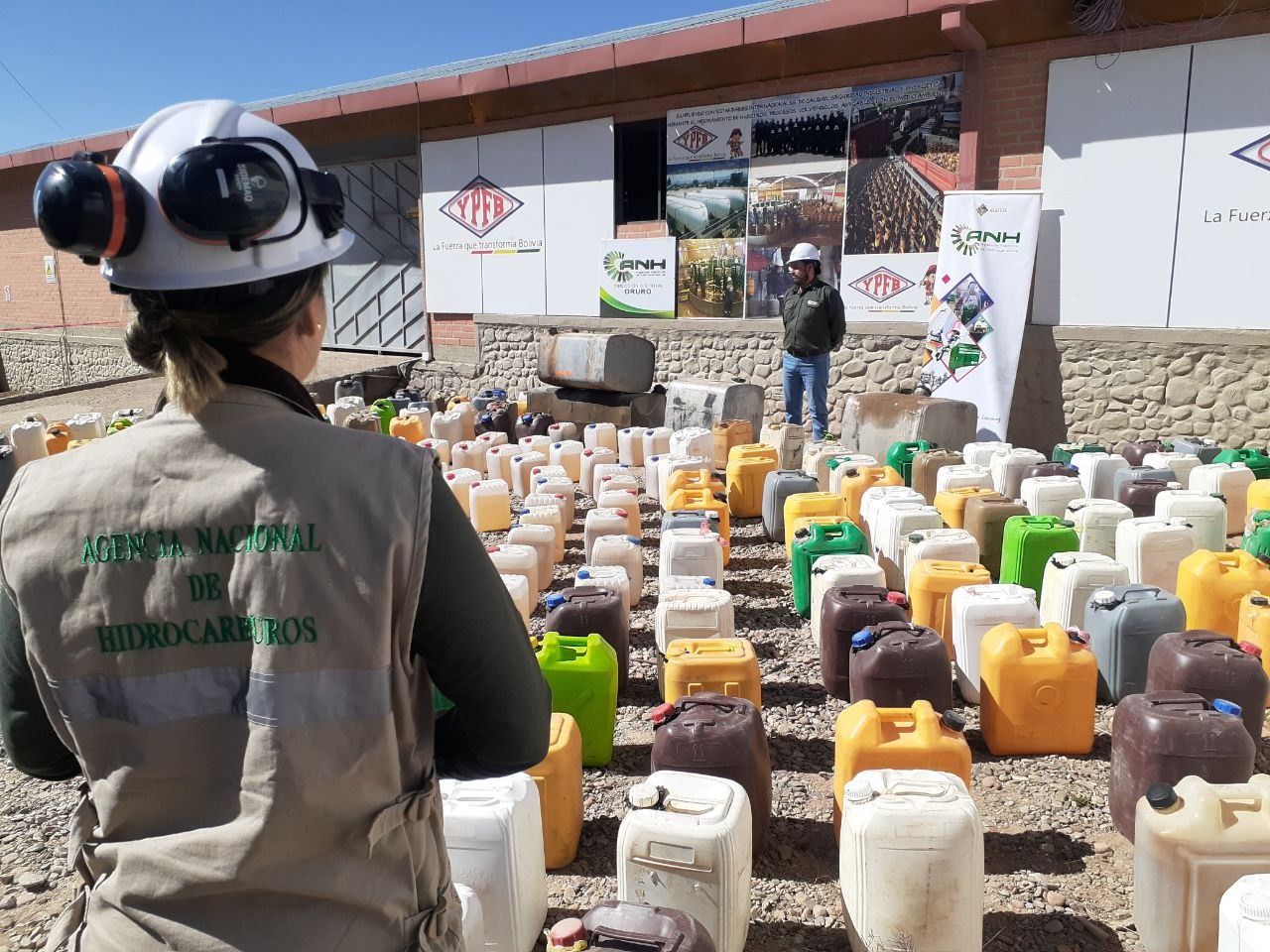 ANH incauta 3.200 litros de combustibles que presuntamente eran destinados a actividades ilícitas