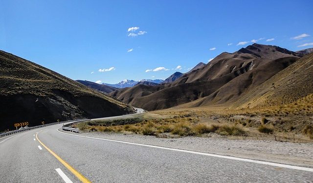 Ministerio de Salud expresa solidaridad y apoyo a las familias de las víctimas del accidente de tránsito en la ruta Sucre - Potosí