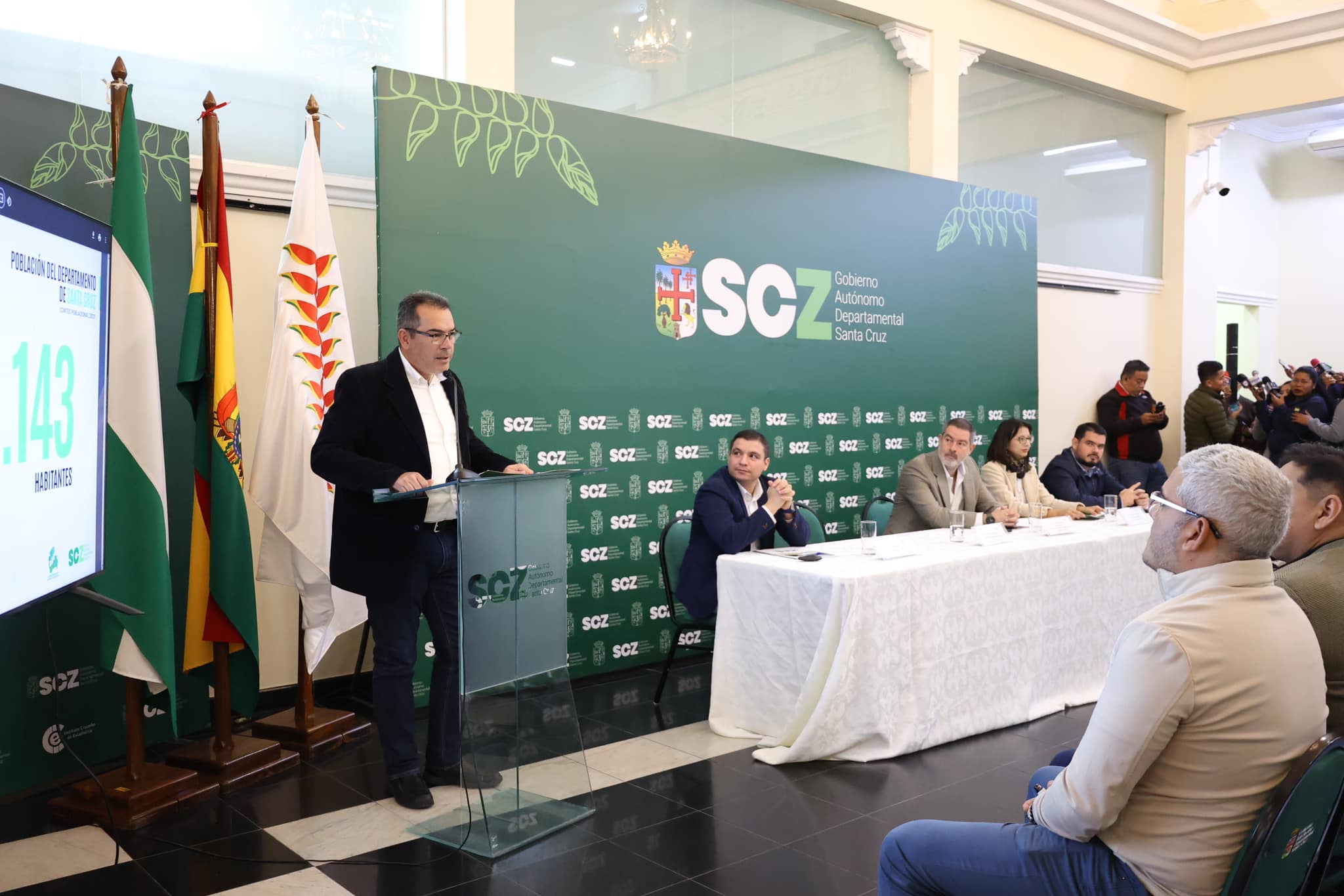 Vicegobernador de Santa Cruz: Nosotros defendemos mucho la autonomía y ahora le estamos dando una patada por debajo