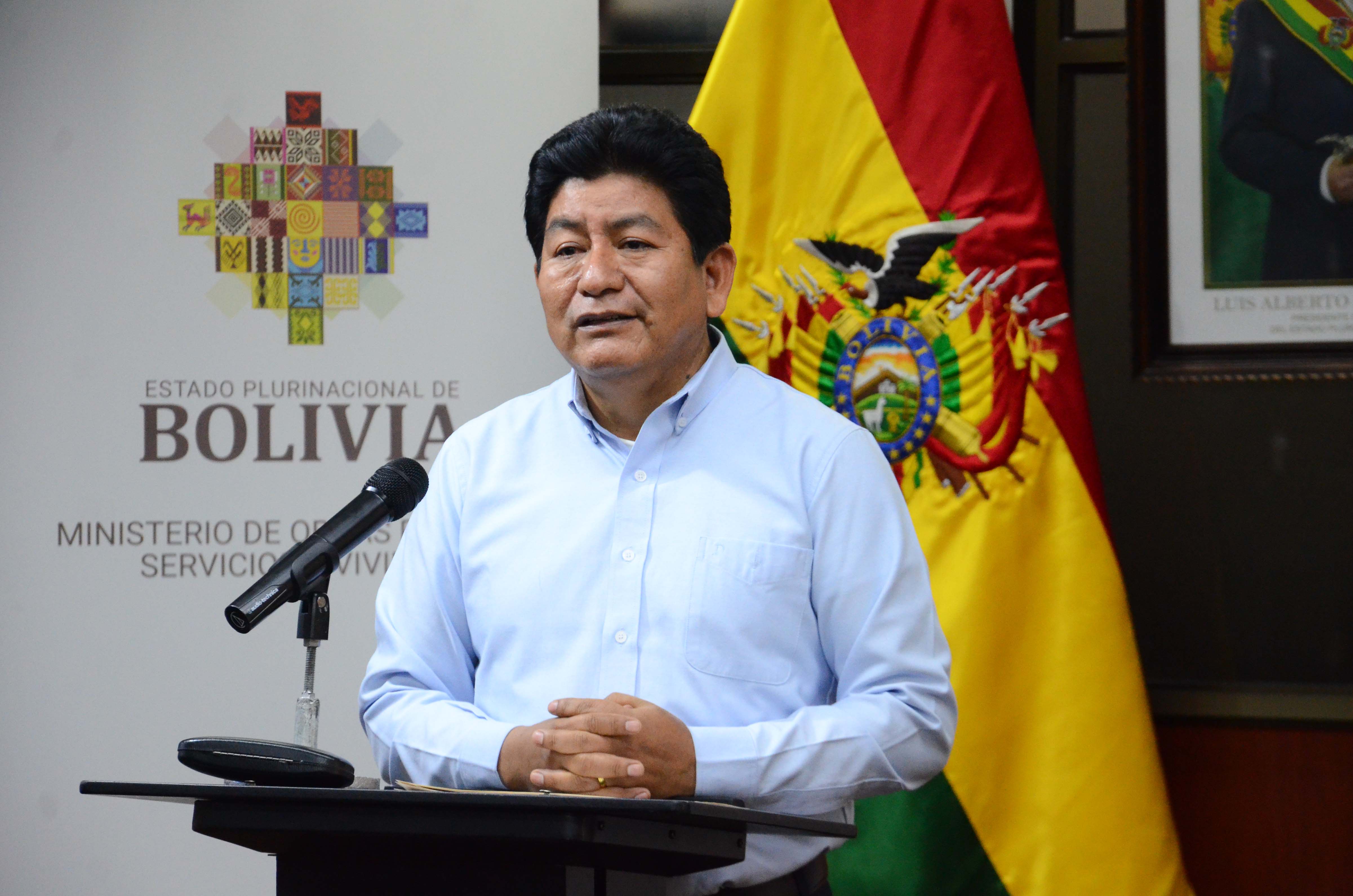 Bloqueo en Santa Cruz deja pérdidas día de $us 9,2 millones, Camacho no firma convenio para carretera