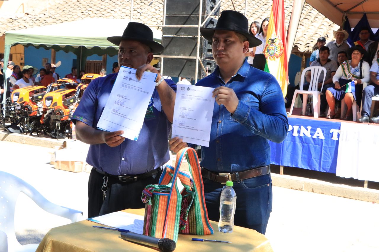 Gobierno y Saipina acuerdan garantizar 180 hectáreas de cultivos bajo riego