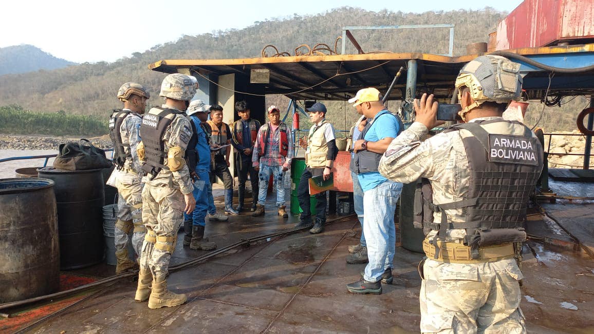 Justicia dispone detención preventiva para dos ciudadanos chinos por explotación ilegal de oro