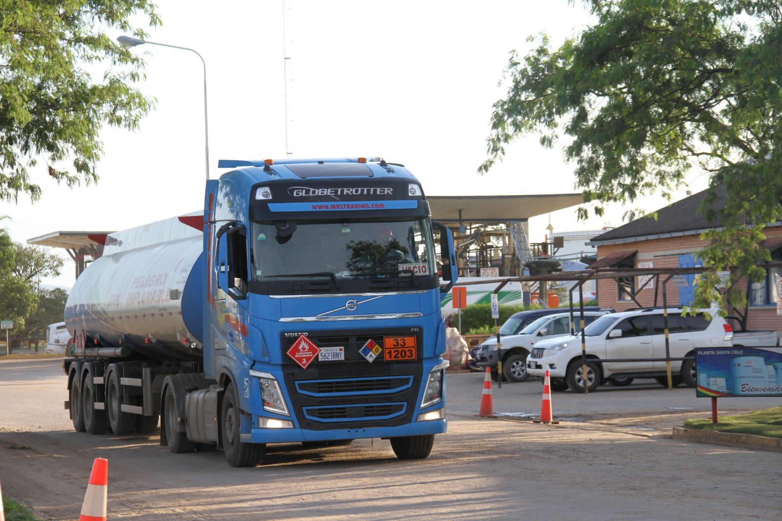 YPFB adelanta compra e importación de gasolina antes que incremente el precio internacional